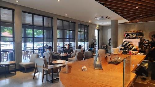 Starbucks - Gubeng
