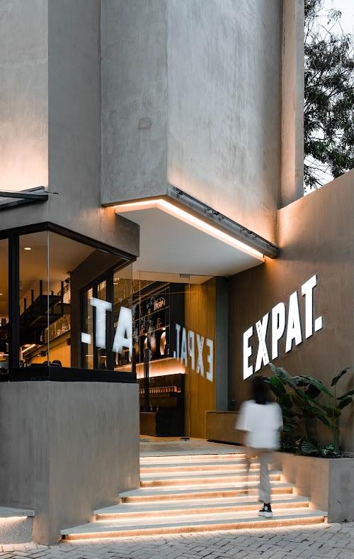 Expat. Roasters Graha Famili Surabaya
