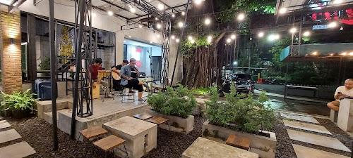 Locker Space Coffe & Eatery