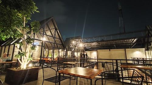 Loloo Social Space
