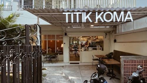 Kopi Titik Koma Parang Kusuma