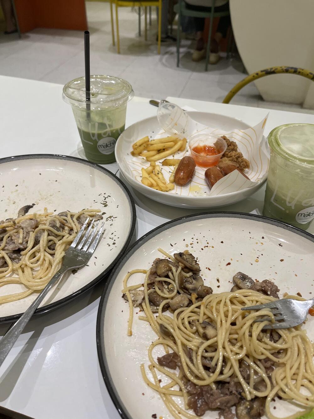 Ludic Cafe Tunjungan