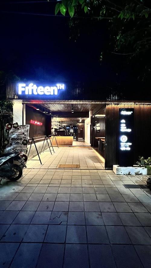 Fifteenth Cafe by Mark Design