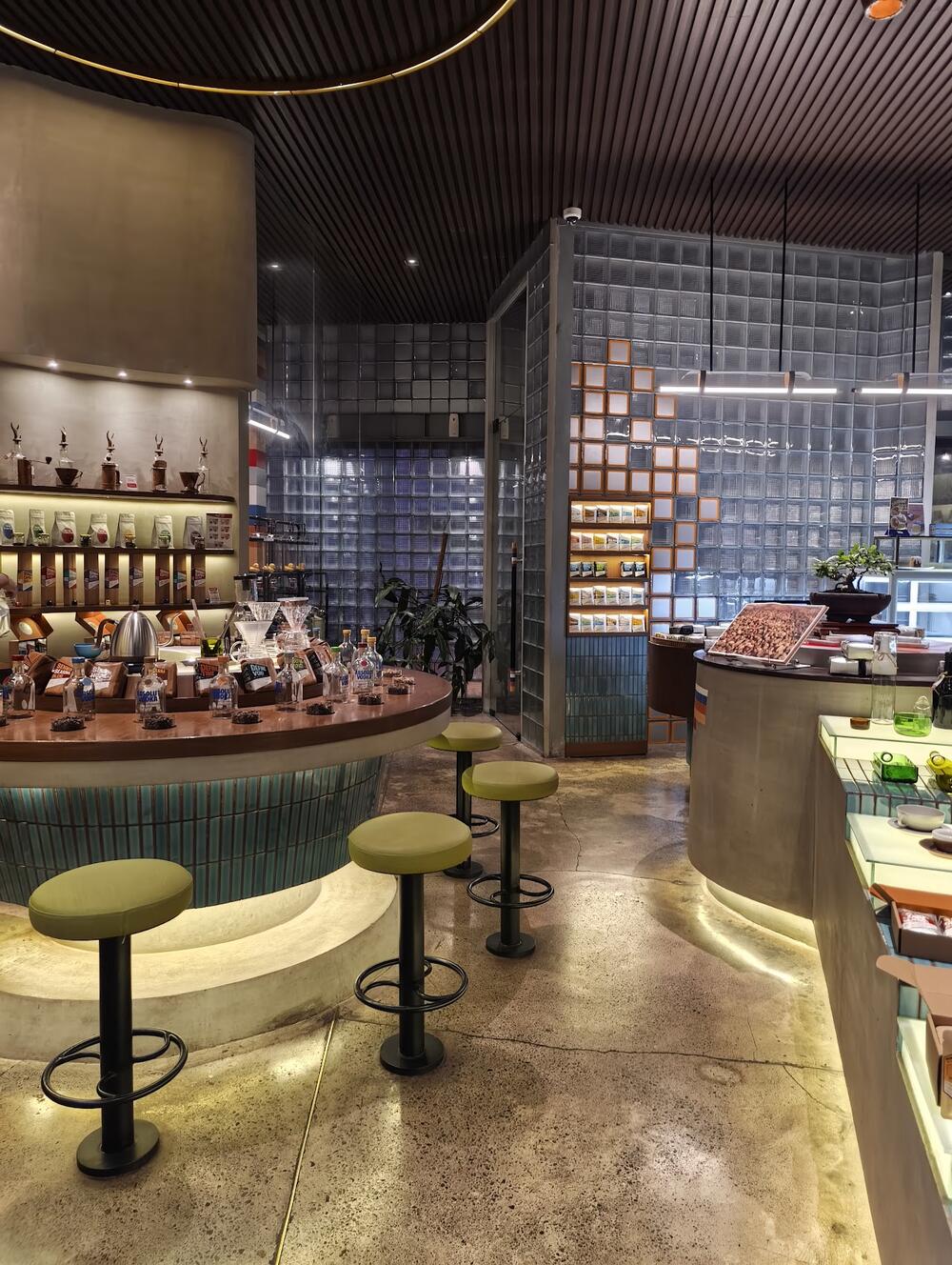 Seniman Coffee Trunojoyo