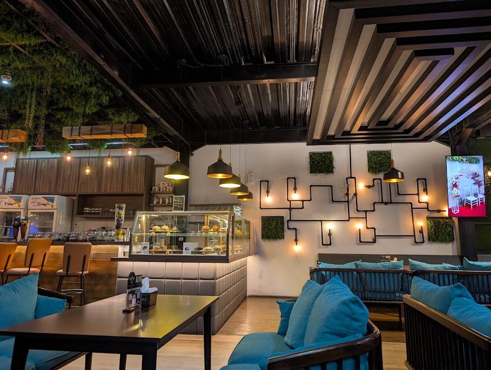 KUNOKINI Cafe & Resto