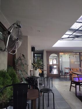 Locus Cafe (by Kuea)