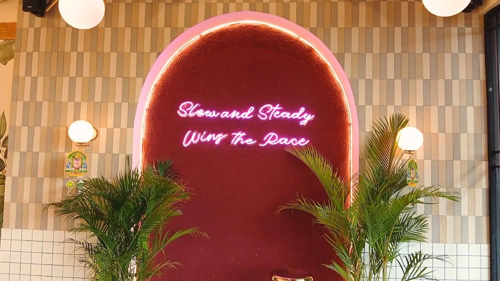 Demandailing Cafe & Eatery - MERR