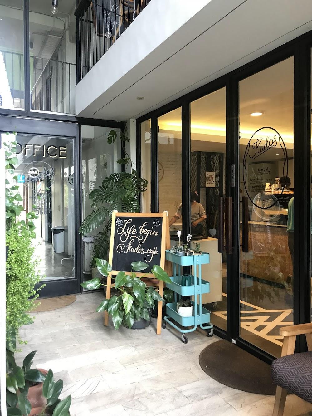 Kudos Cafe - Pakuwon Square